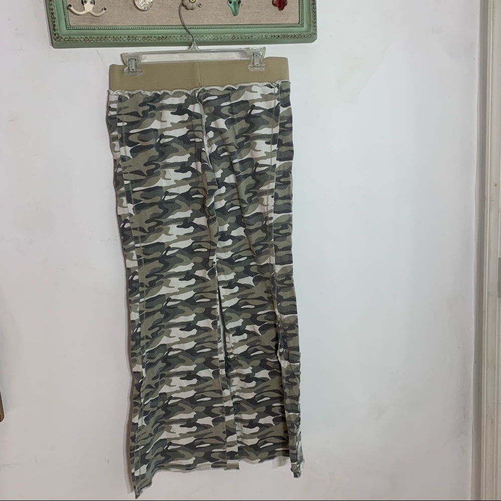 Y2K Feathers cotton camouflage raw edge eagle Crystal flare leg pants medium - Picture 5 of 5